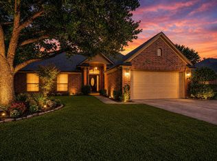 3803 Doveswood Cir, Needville, TX 77461