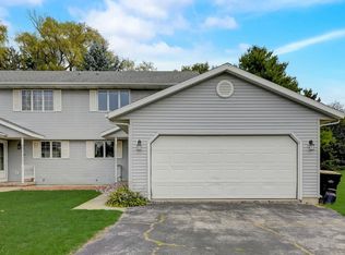 603 Louis Ct, Deforest, WI 53532