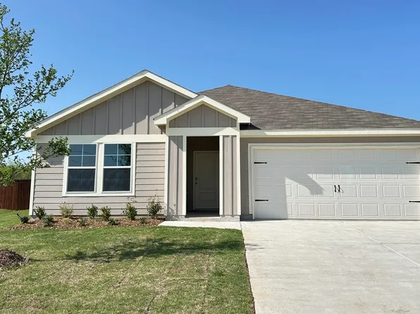 405 Seratoga St, Corsicana, TX 75110