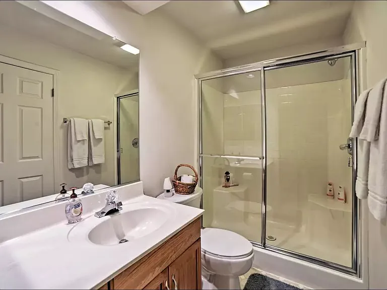 89 Redwood Dr — Photo 12