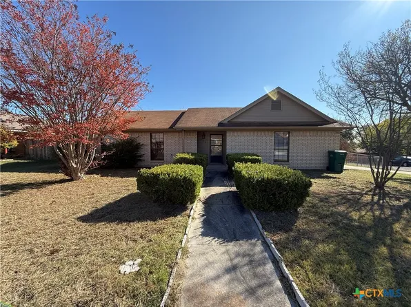 202 Spur Dr, Copperas Cove, TX 76522