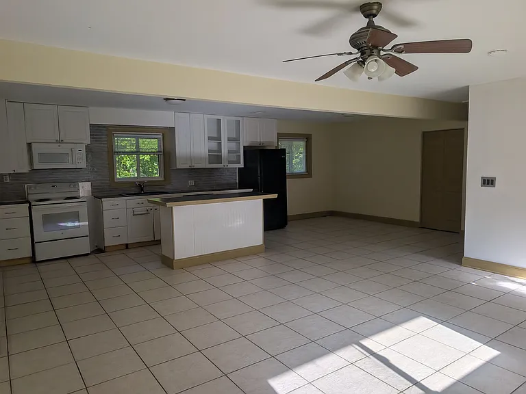 634 Constant Dr — Photo 4