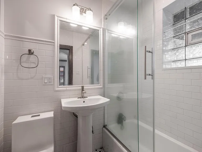 2626 W Devon Ave #3 — Photo 13