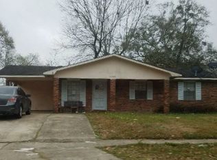 11568 Catalpa Dr, Baton Rouge, LA 70815