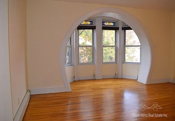 Rented by Frank Valvo Real Estate | media 19