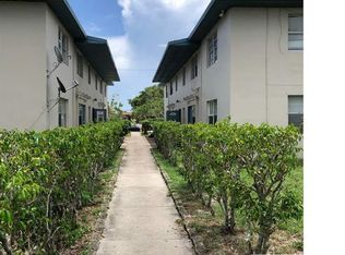 939 Laurel Dr, West Palm Beach, FL 33403