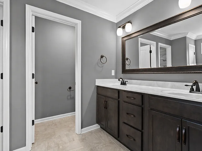 352 Winter Terrace Ln — Photo 18