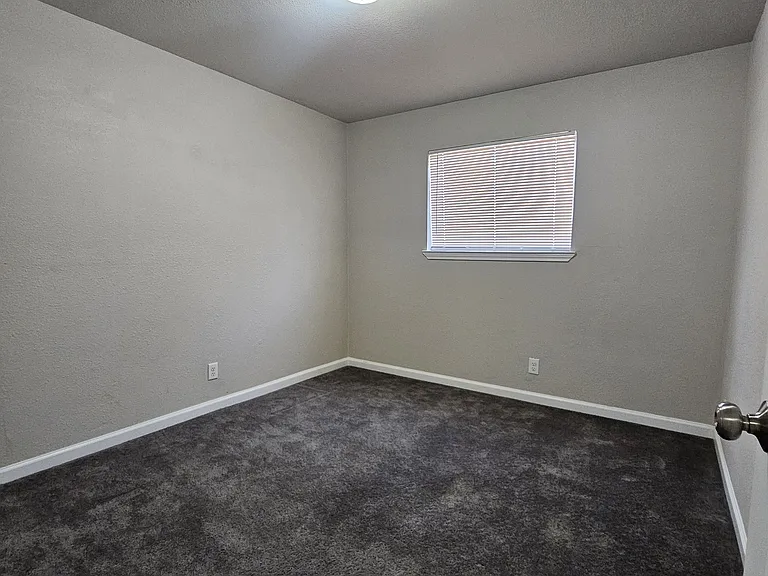 103 W Dunn Ave #3 — Photo 14