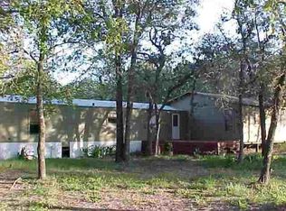 209 Oak View Dr, La Vernia, TX 78121