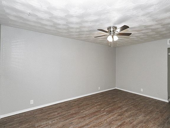 4th image of 2205 Empire Central Dr #Wmc00fyj2