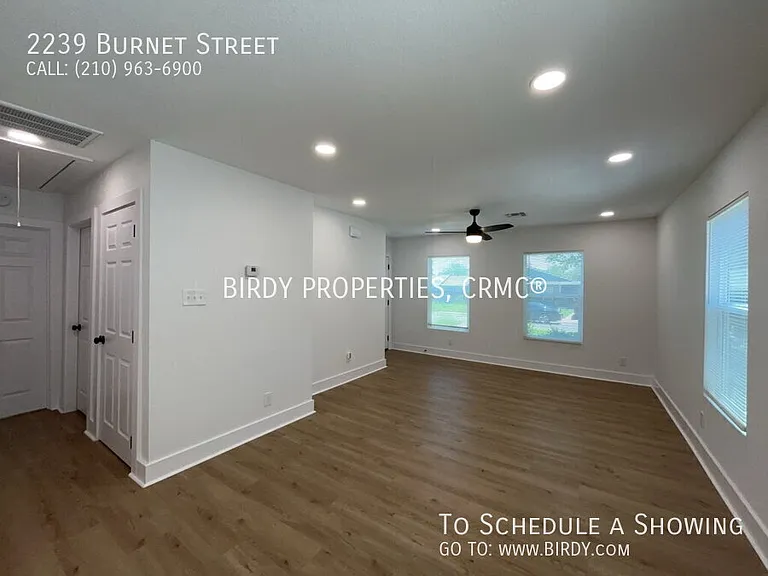 2239 Burnet St — Photo 9