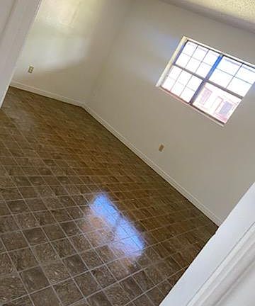 3rd image of 1217 S Maddox Ave #22