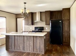 3611 Washburn Rd, Luling, TX 78648