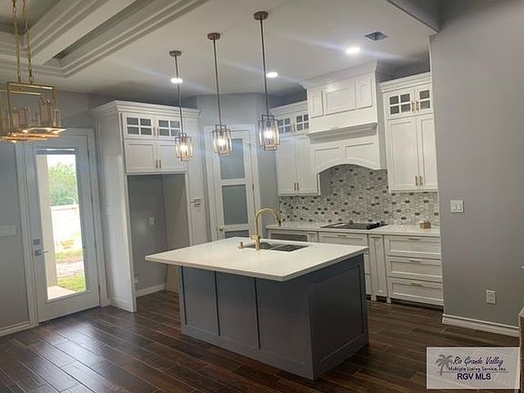 3rd image of 1268 Bridle Way