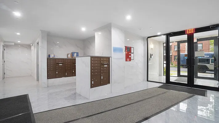 Rented by Douglas Elliman | media 14