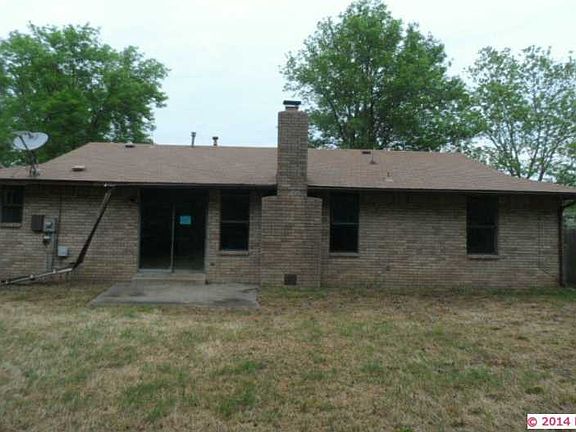 3rd image of 2101 W Gary St S