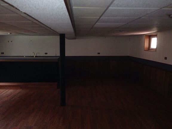 5th image of 2935 W 100th Pl