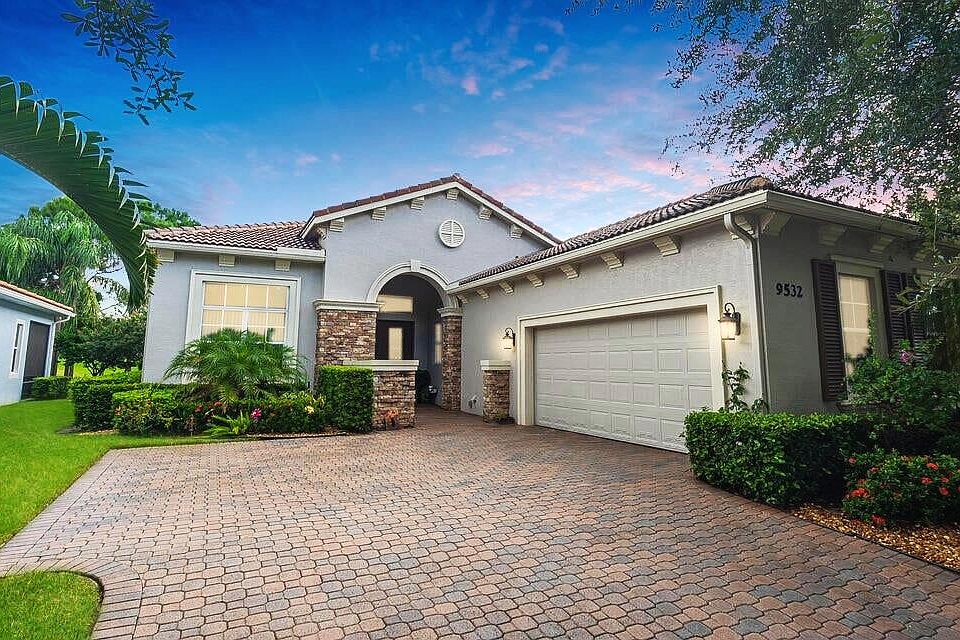 1st image of 9532 SW Nuova Way