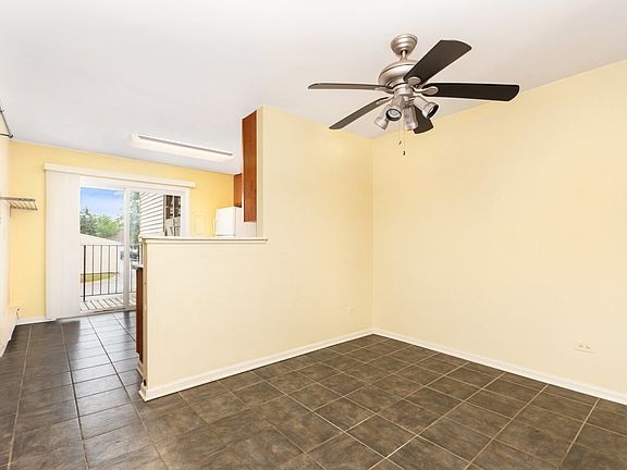 5th image of 190 Waters Edge Dr #201