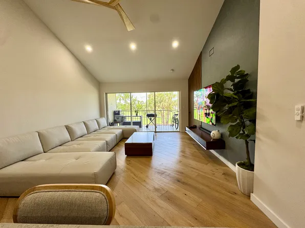 780 Augusta Blvd APT C204, Naples, FL 34113