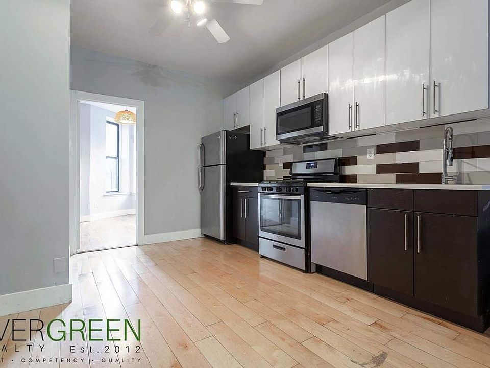 1st image of 397 Chauncey St APT 1