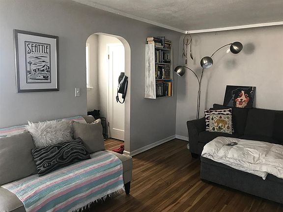 4th image of 2434 W Garland Ave
