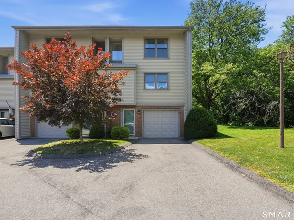 38 Metacomet Drive #38, Meriden, CT 06037