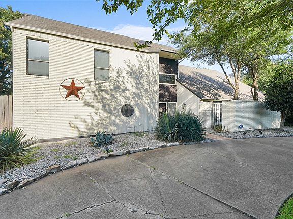 3rd image of 5107 Racquet Club Dr