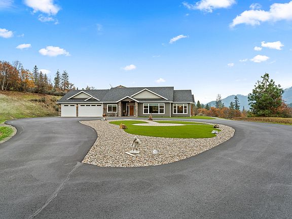 3rd image of 182 Blue Chip Ln