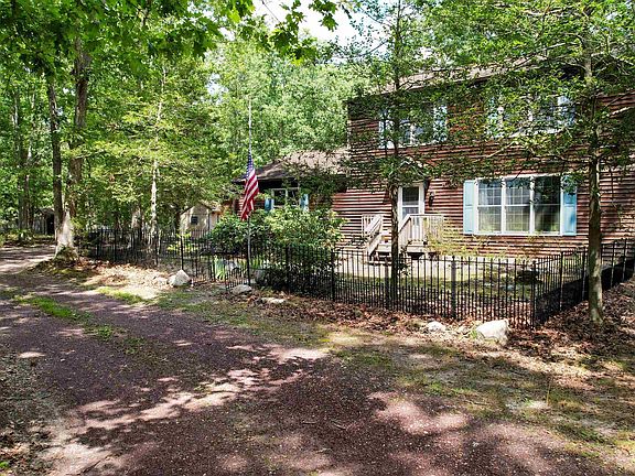 2nd image of 140 Asbury Rd