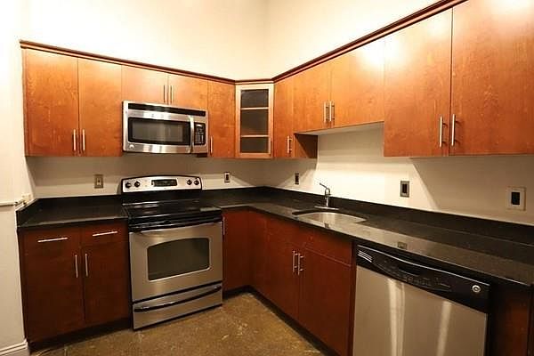 1st image of 24 Mount Vernon St Unit 206