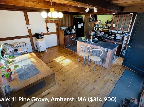11 Pine Grv #11, Amherst, MA 01002