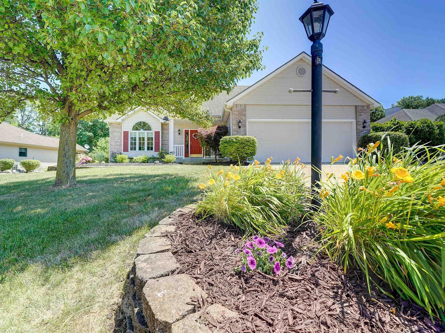 5409 Bear Creek Pass, Auburn, IN 46706 Zillow