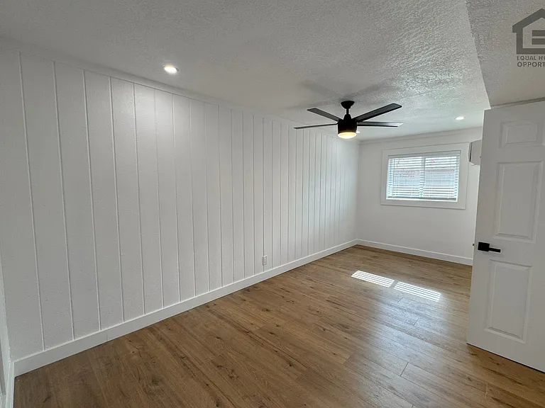 1017 E Moreland St — Photo 6