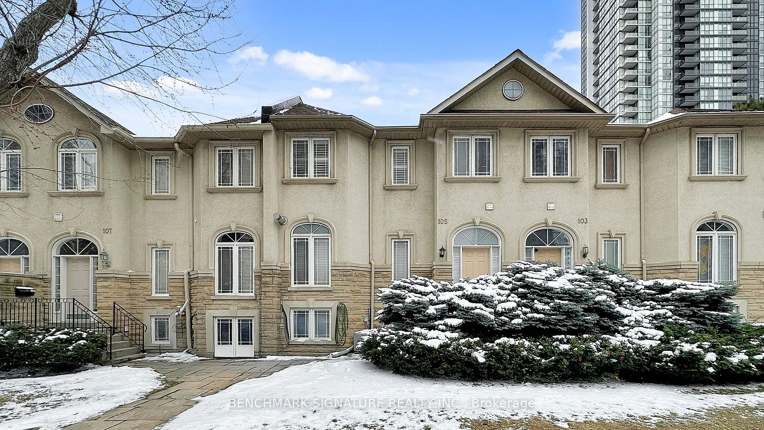 105 Doris Ave photo 1
