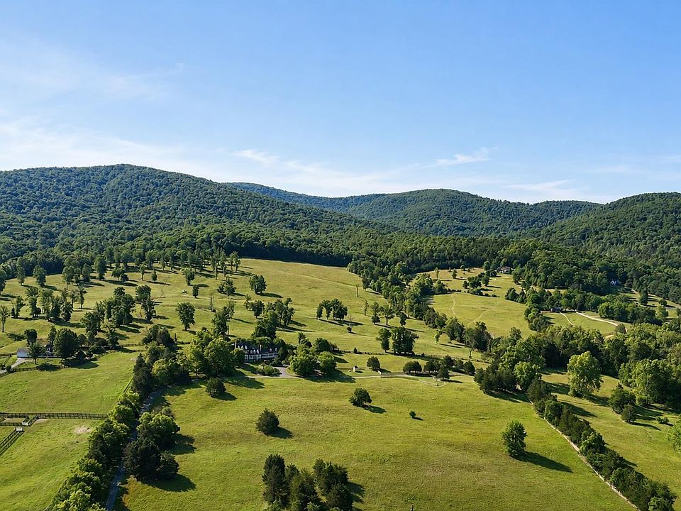 1st image of 4480A Stony Point Rd