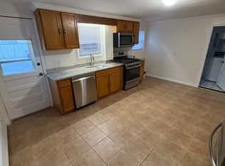 4-6 Oliver Ct, Milford, MA 01757