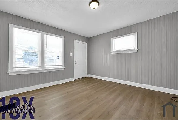 1097 21st Ave — Photo 11