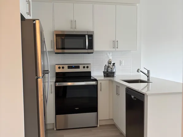 1100 NE Lackner Pl E #509, Kitchener, ON N2A 0M1