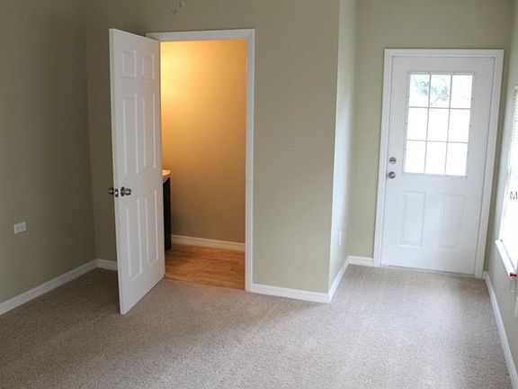 2nd image of 822 Superior St