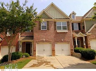 1104 Lexington Dr, Roswell, GA 30075