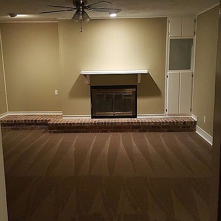 4th image of 4770 Baywood Ln