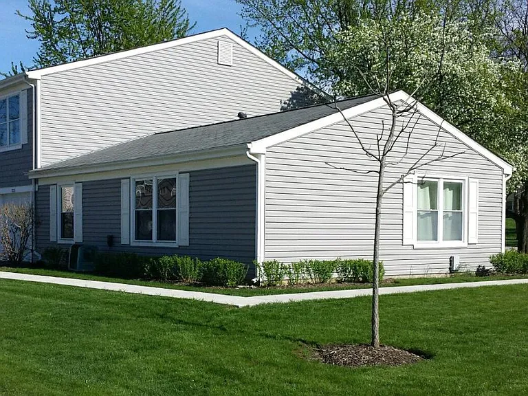 221 Nantucket Hbr — Photo 10