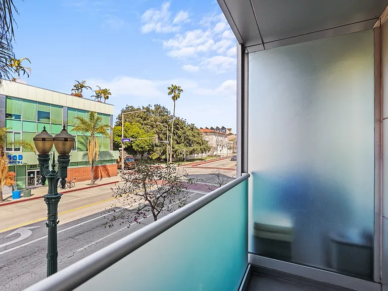 Balcony with Street Views