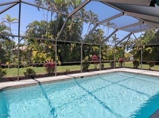 605 SE 35th Ter, Cape Coral, FL 33904