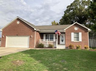 112 Tommy Gray Ct, Elizabethtown, KY 42701