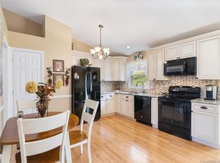 54 Mill Pond Heights Rd, East Haven, CT 06513