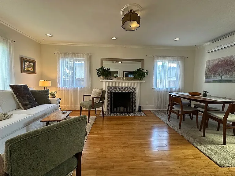 4956 Clinton St — Photo 11