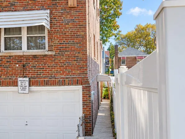 4086 Grace Avenue, Bronx, NY 10466