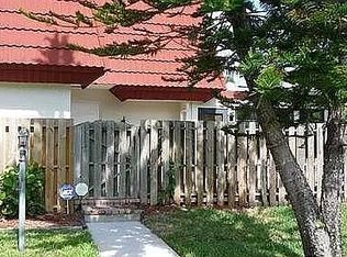 10915 Meadow Lark Cove Dr, Fort Myers, FL 33908